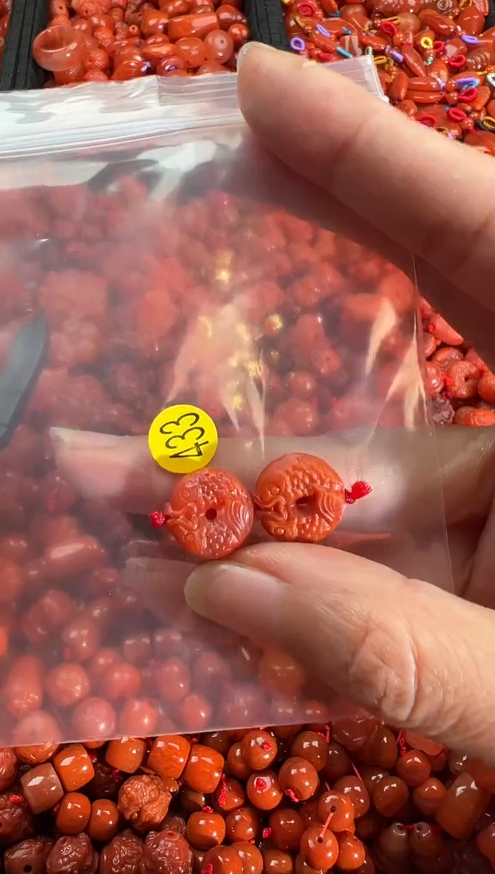 【闪购商品】南红玛瑙颈饰未镶嵌1