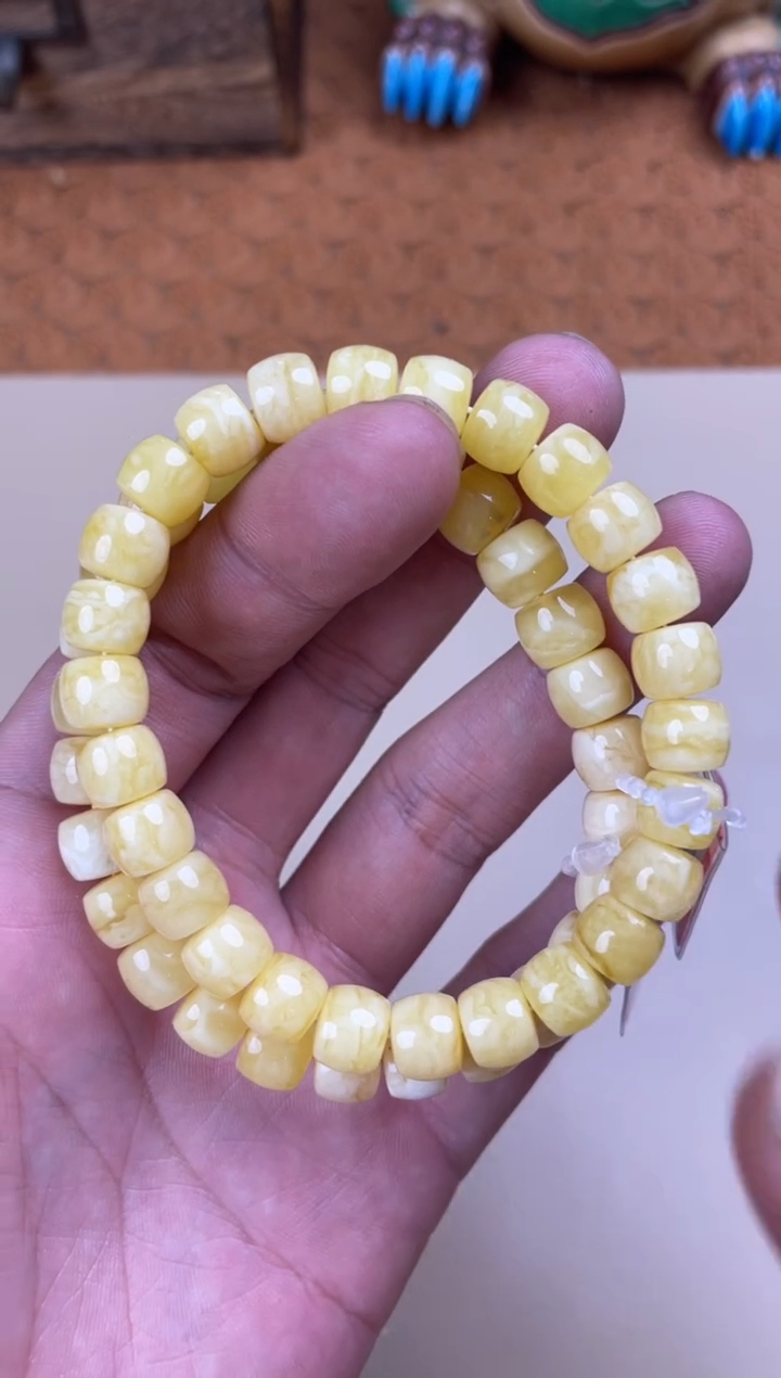 裸石蜜蜡未镶嵌WML8683多样性发其中一件