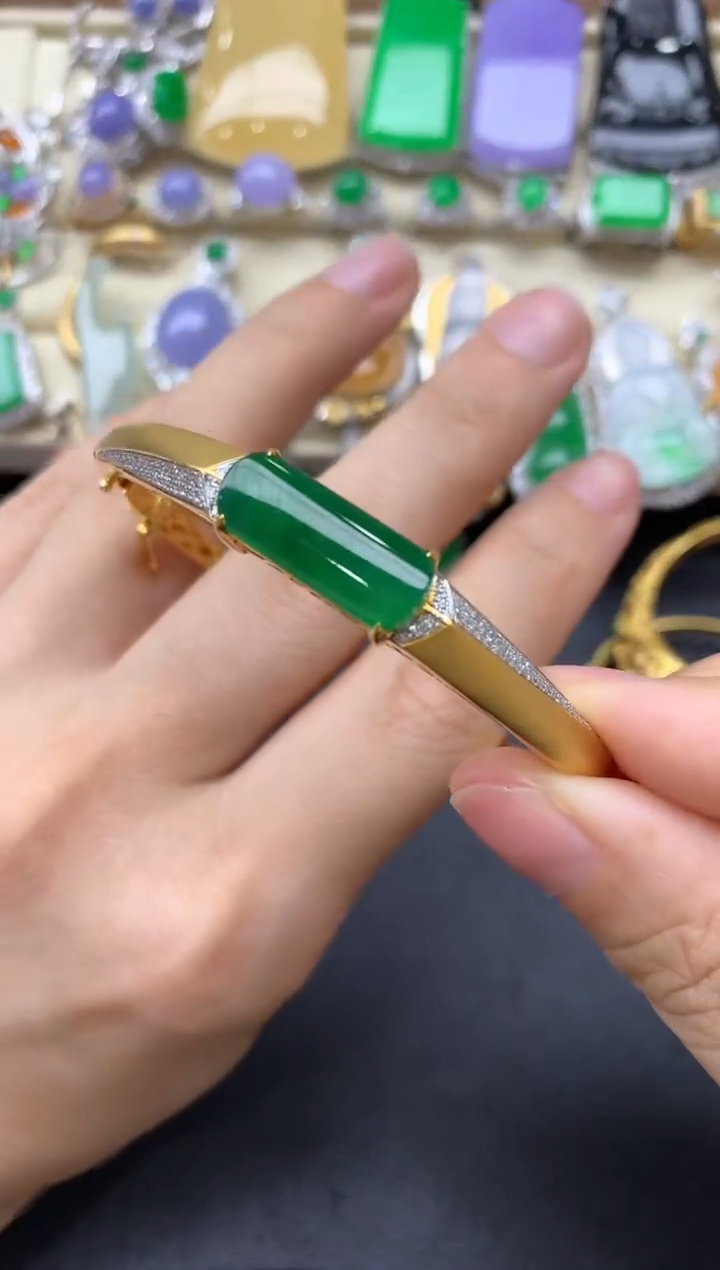 【闪购商品】翡翠手镯18K金镶嵌656-中国好珍宝