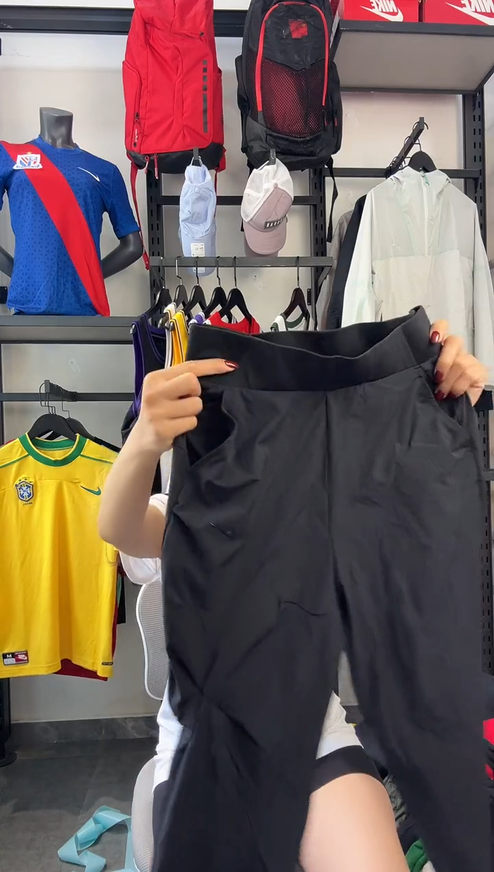 743·编码 耐克卫衣服饰过款为准 尺码