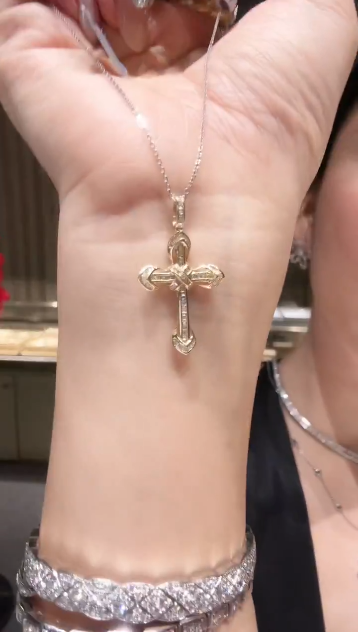 18K金镶嵌吊坠（不含链）钻石BV0003-Y