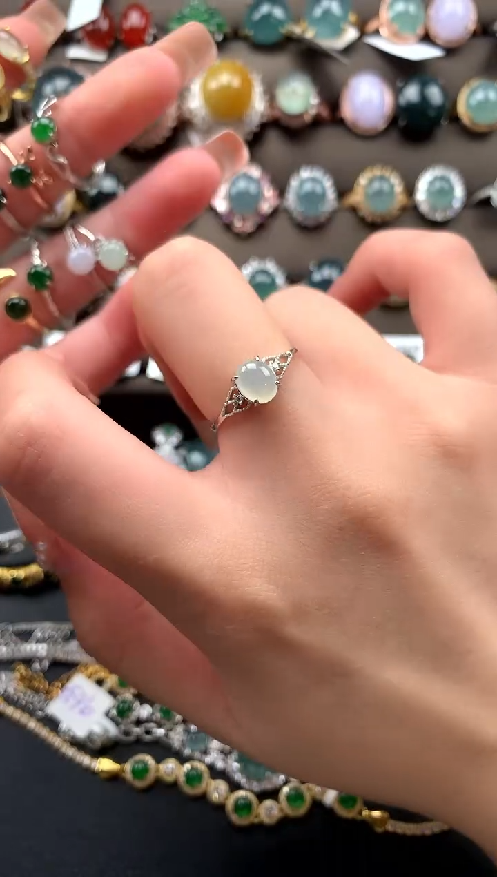 【闪购商品】翡翠戒指银S925镶嵌52411