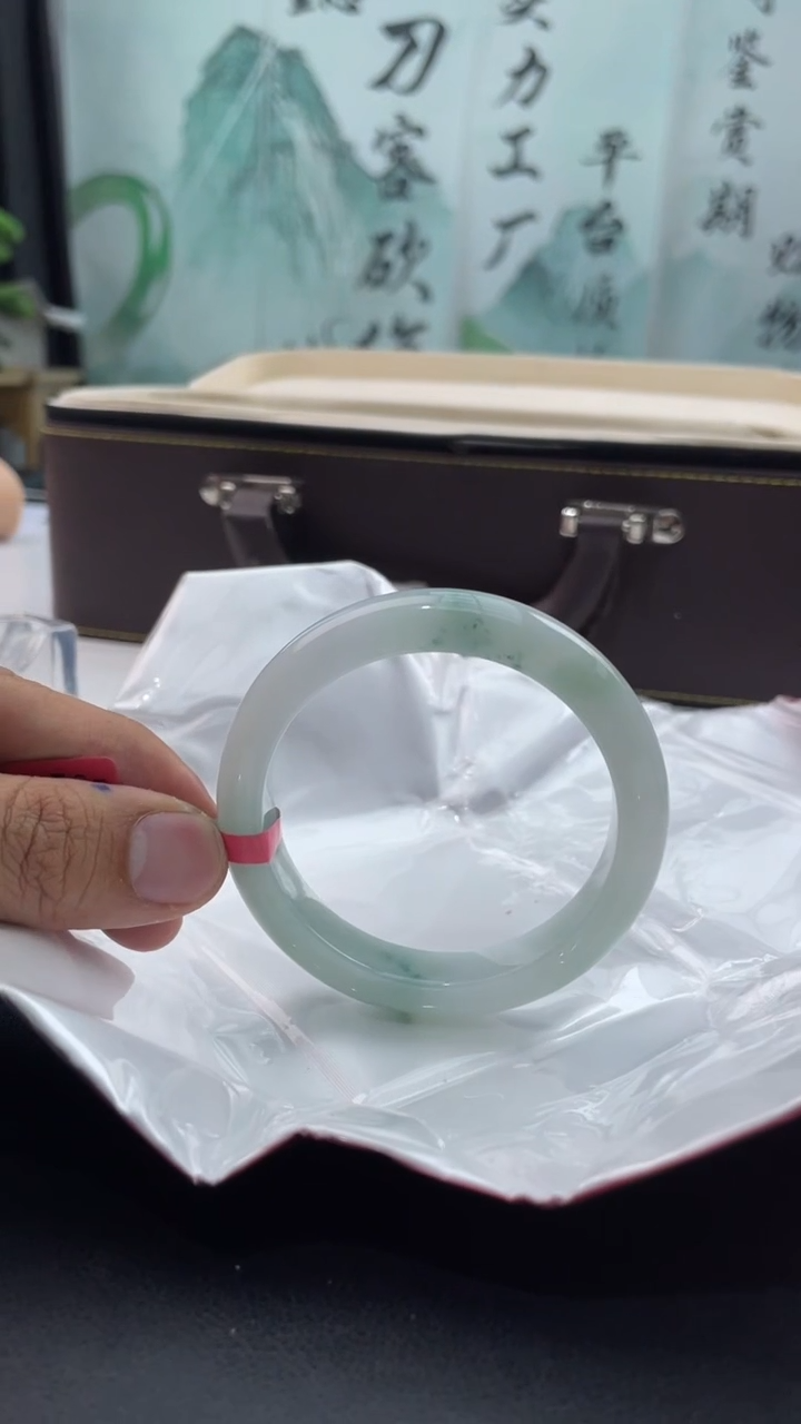 【闪购商品】翡翠未镶嵌手镯17翡翠手镯
