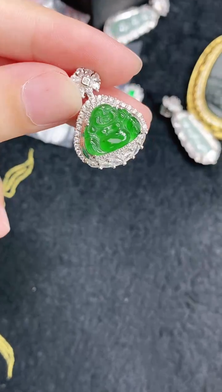【闪购商品】翡翠未镶嵌颈饰精美翡翠-多样性只发一件H424