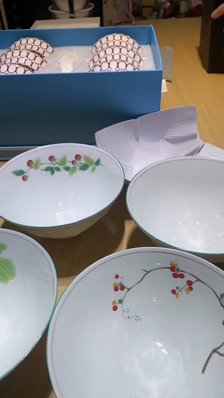 【闪购商品】瓷片锅碗瓢盆一件不剩