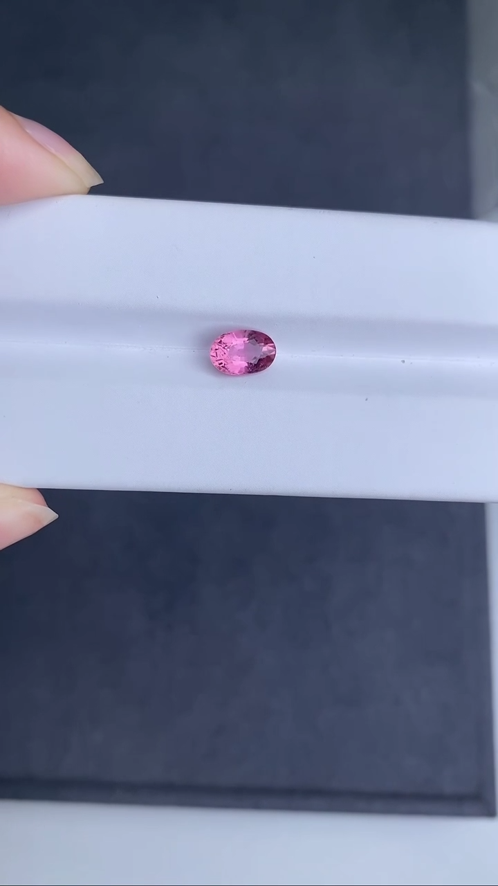 【闪购商品】碧玺1.2CT未镶嵌---------