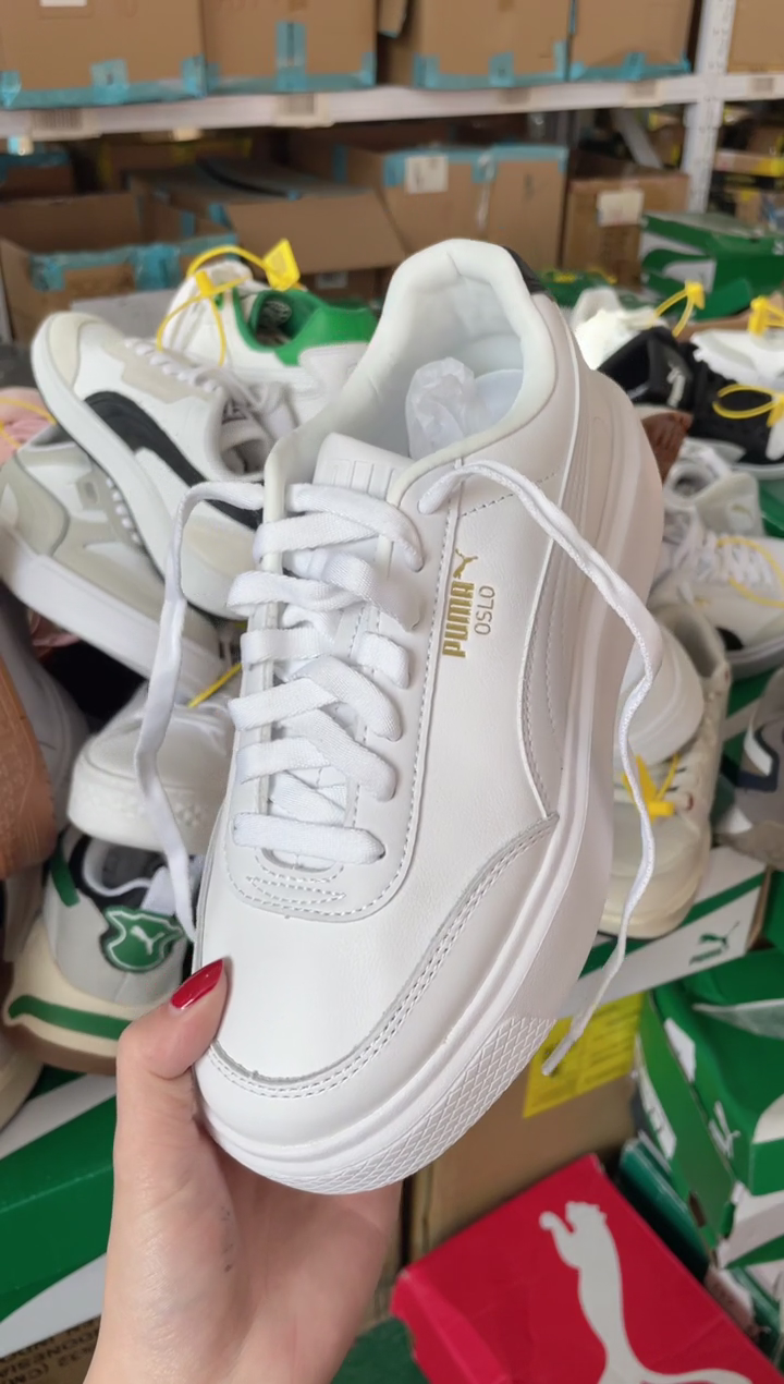 是**呀彪马时尚休闲运动鞋38M  EE56