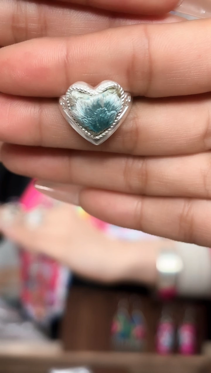 【闪购商品】织绣织绣民族风老绣饰品104