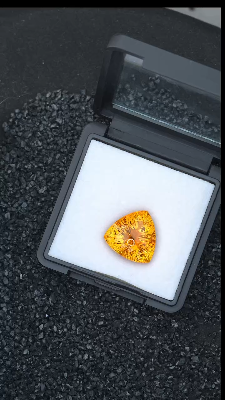 【闪购商品】水晶裸石未镶嵌20.775克拉