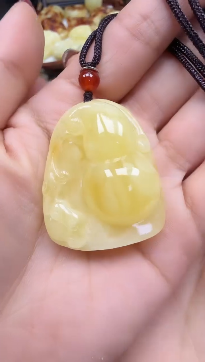 裸石琥珀未镶嵌如图