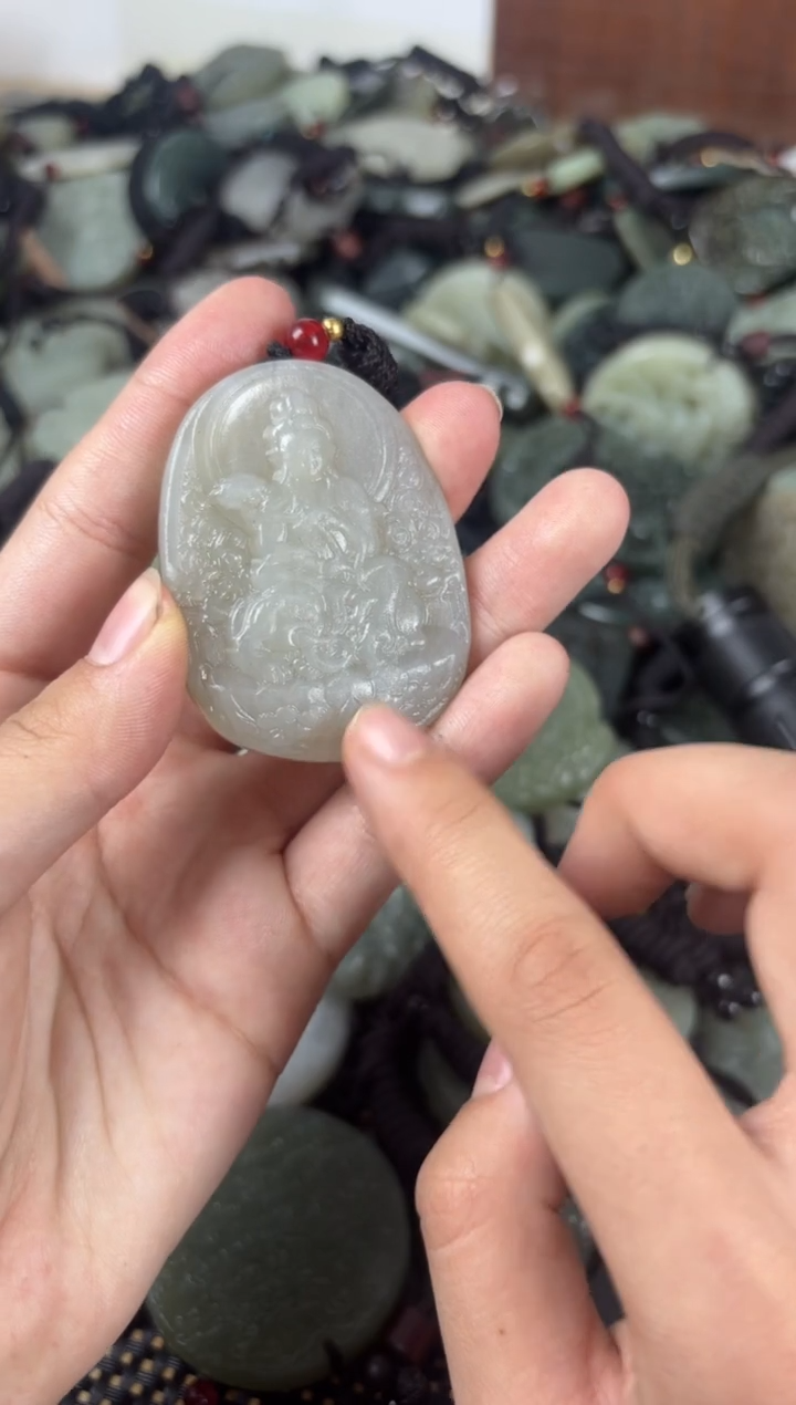 【闪购商品】和田玉颈饰未镶嵌1