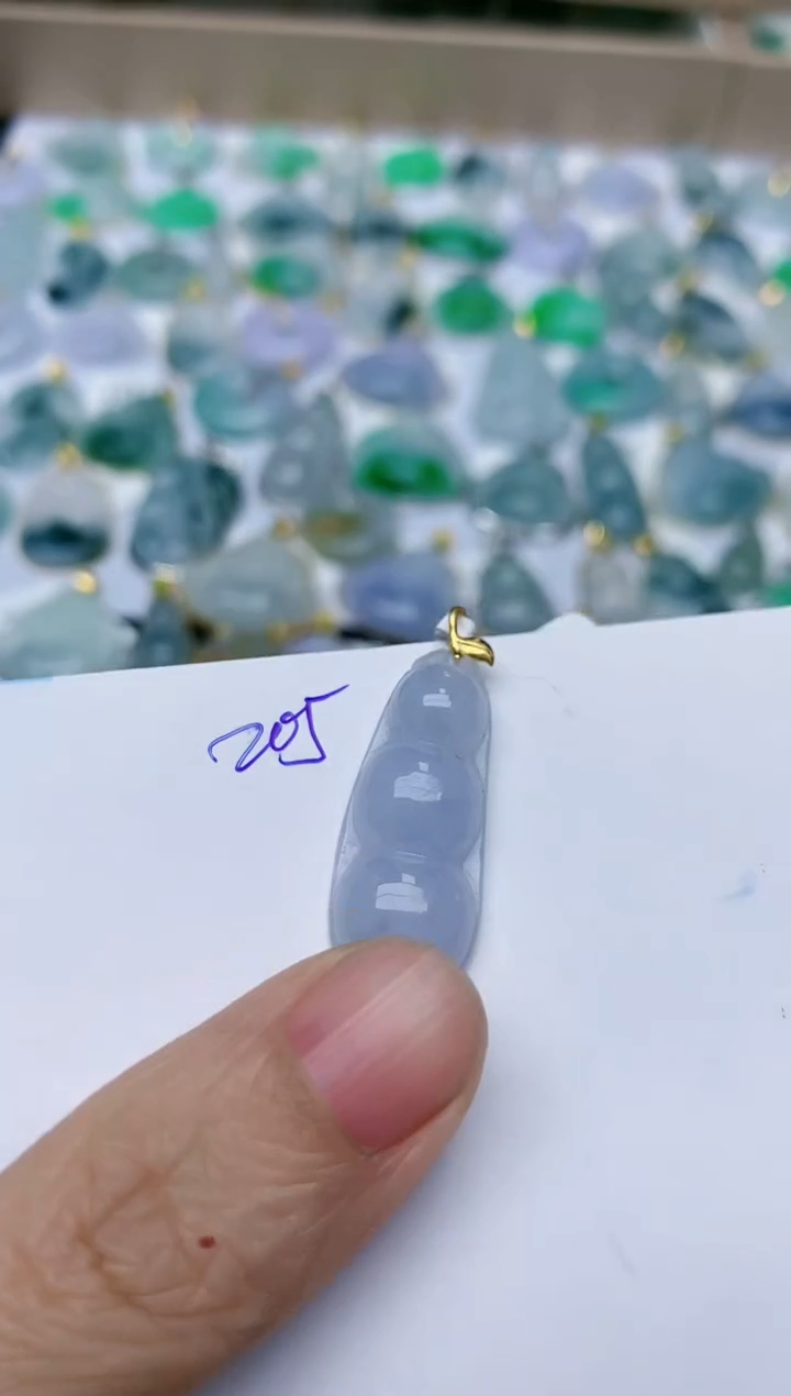 【闪购商品】翡翠颈饰18K金镶嵌天然翡翠A货    