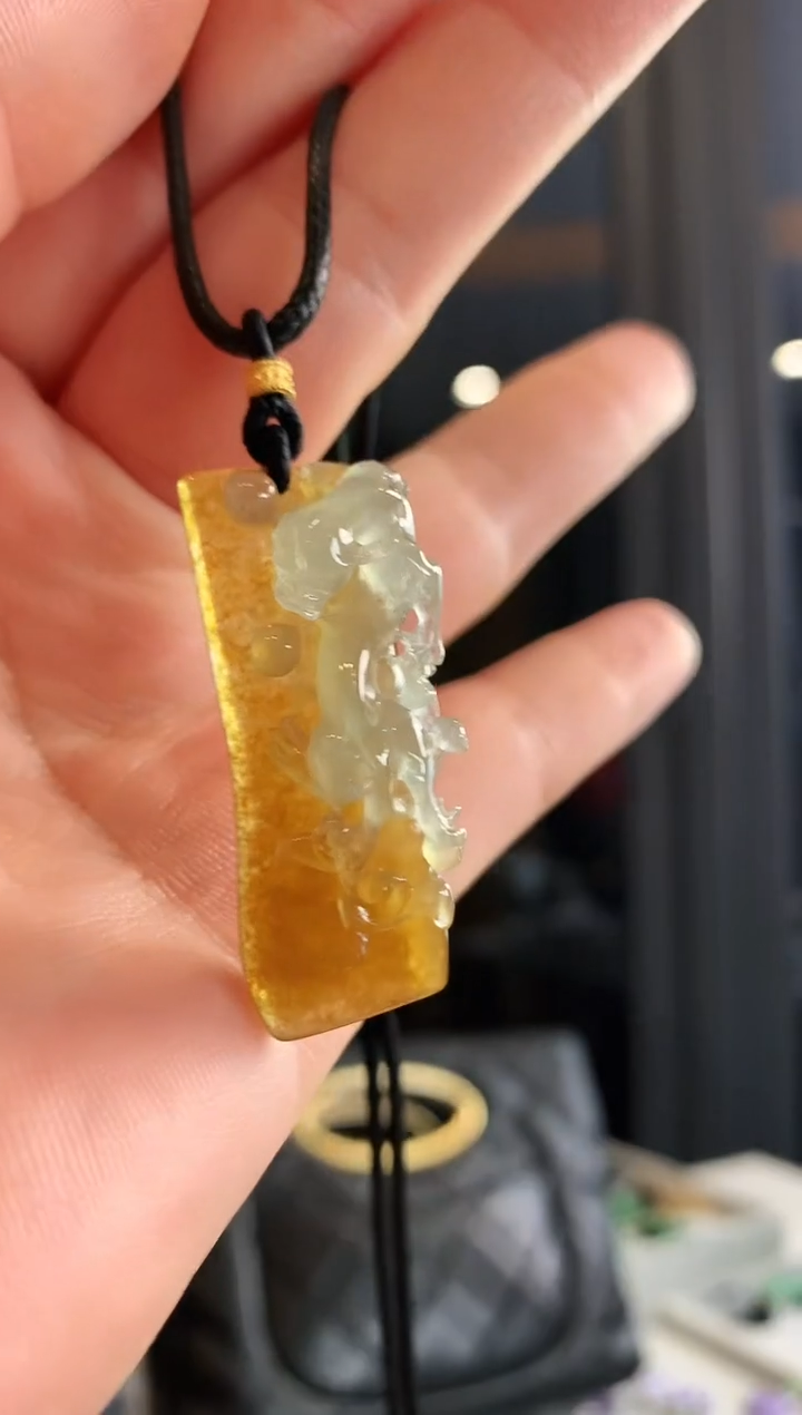 【闪购商品】翡翠颈饰未镶嵌吊坠