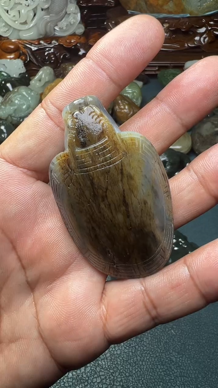 未镶嵌和田玉把件-