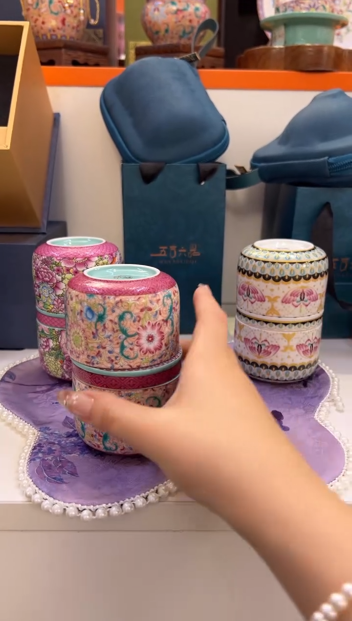 瓷片小乔闪购链接