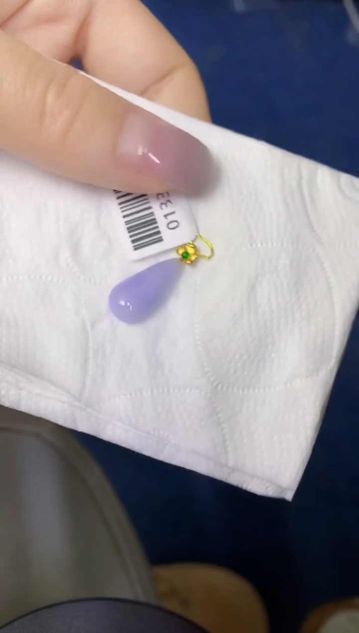 颈饰18K金镶嵌翡翠缅甸天然翡翠A货