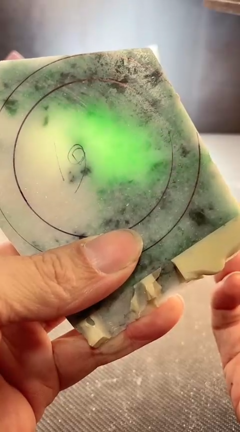 【闪购商品】翡翠颈饰未镶嵌翡翠