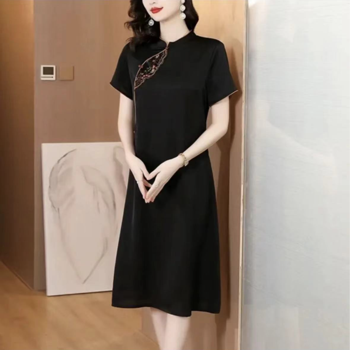 透气裙子人间绝色妈妈装高贵新款洋气收腰气质碎花