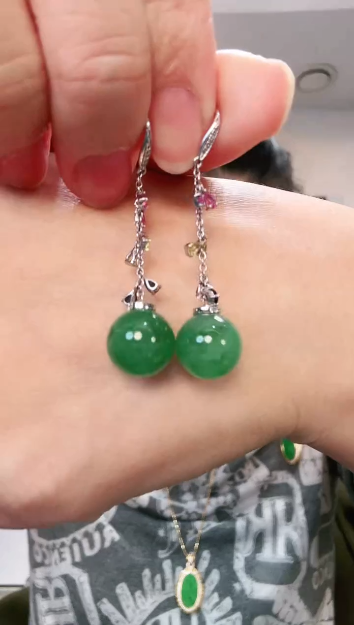 【闪购商品】翡翠颈饰银S925镶嵌耳饰