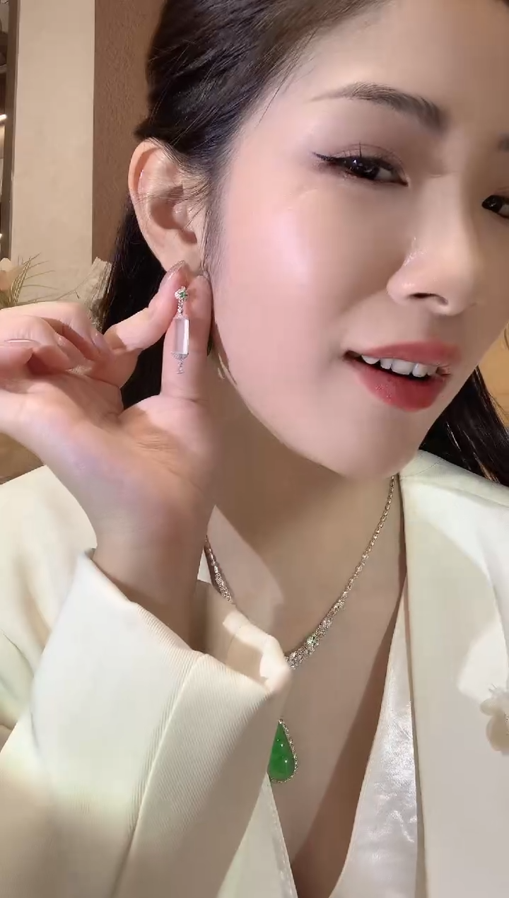 翡翠18K金镶嵌耳饰C6翡翠