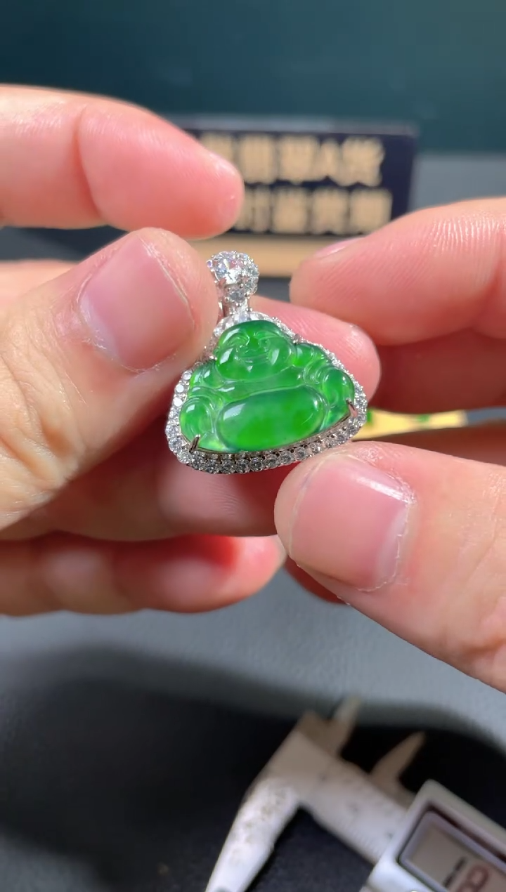【闪购商品】翡翠颈饰未镶嵌翡翠