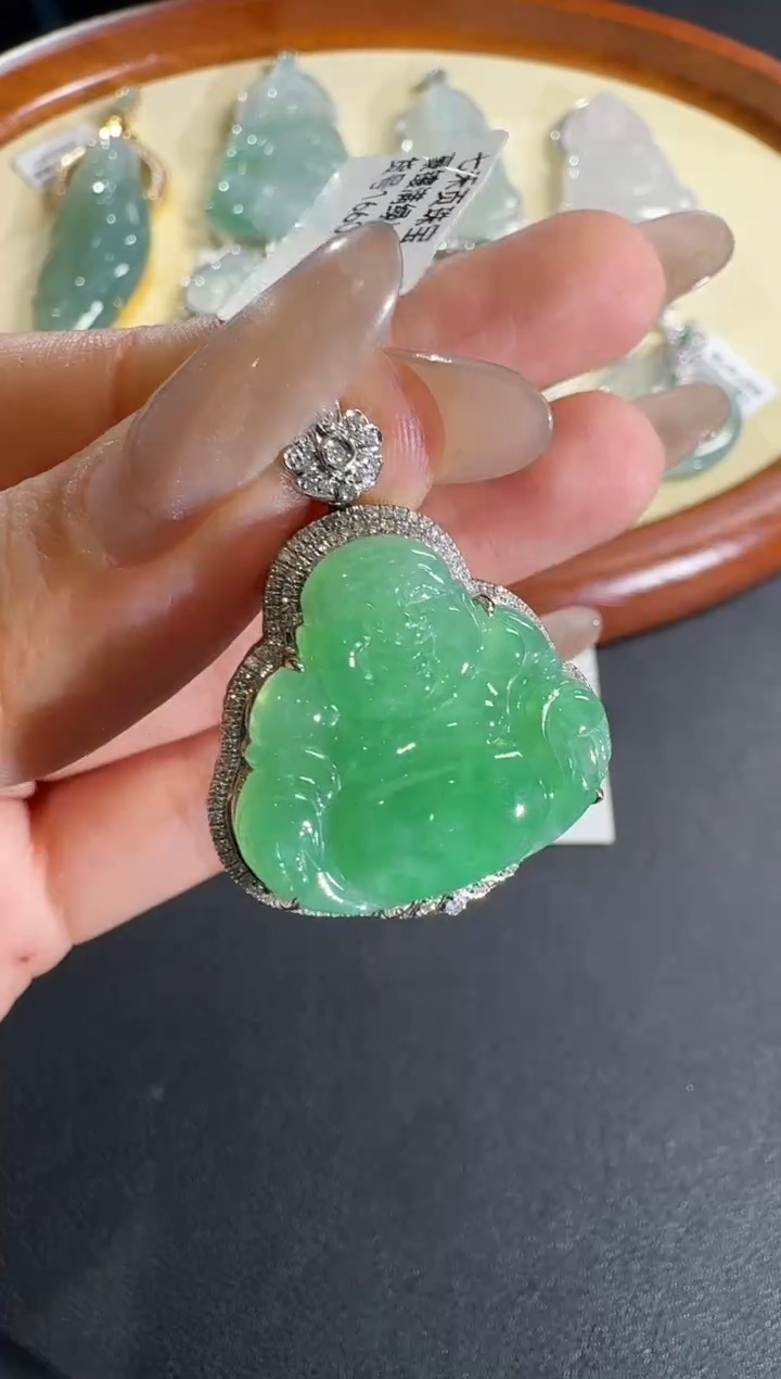 【闪购商品】翡翠吊坠(不含链)18K金镶嵌【源头工厂】钻石镶嵌
