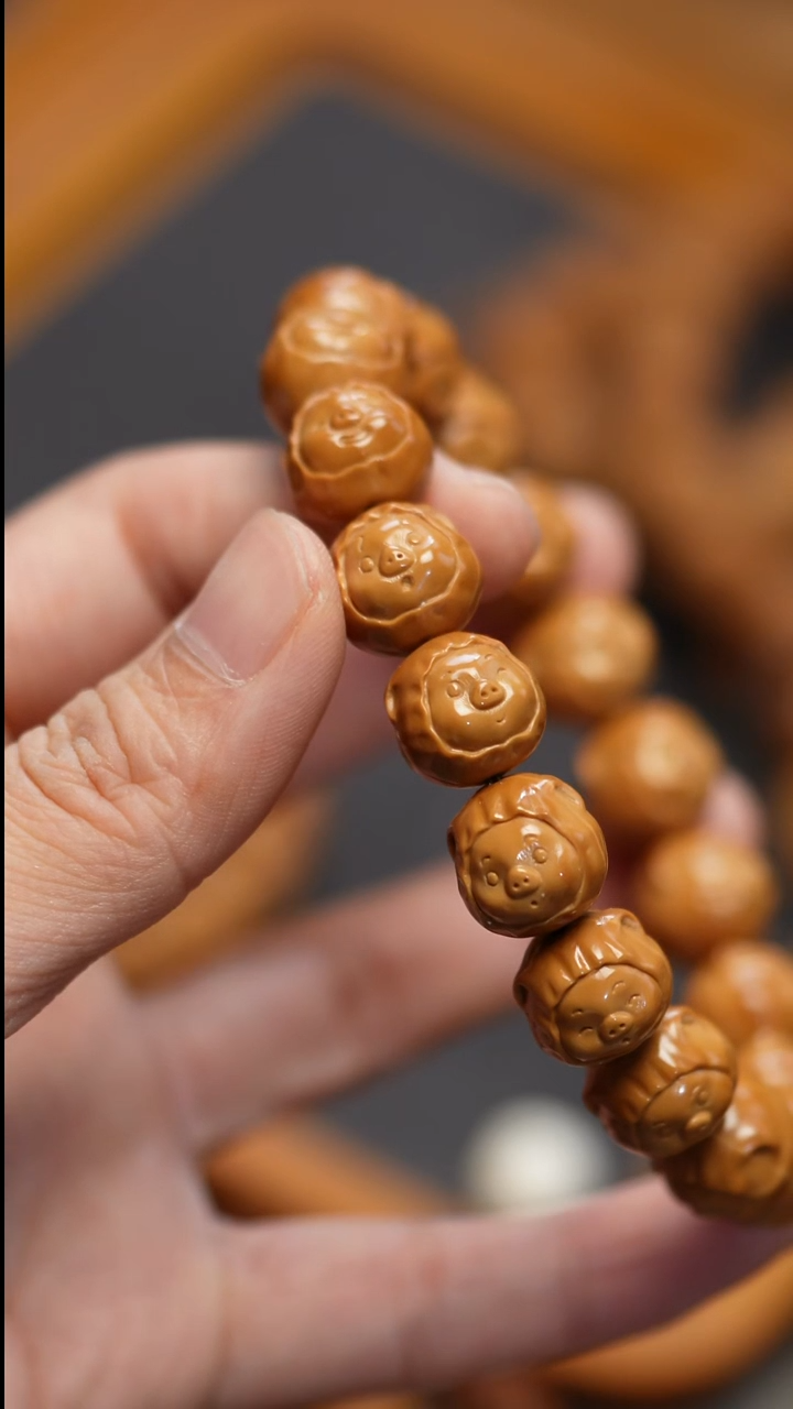 吊坠猴头核桃大福猪