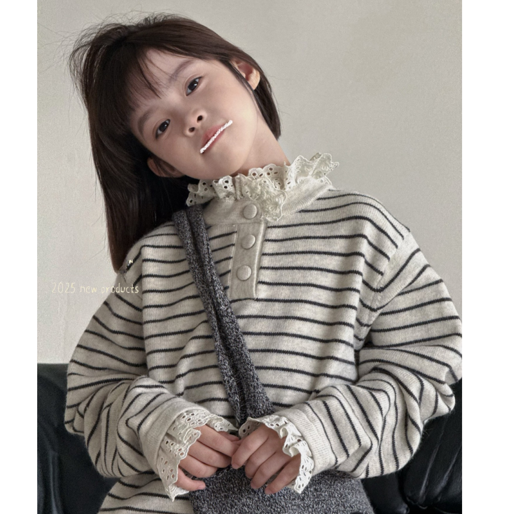 【豪宝贝】2025FW黑白条纹花边加厚毛衣2853