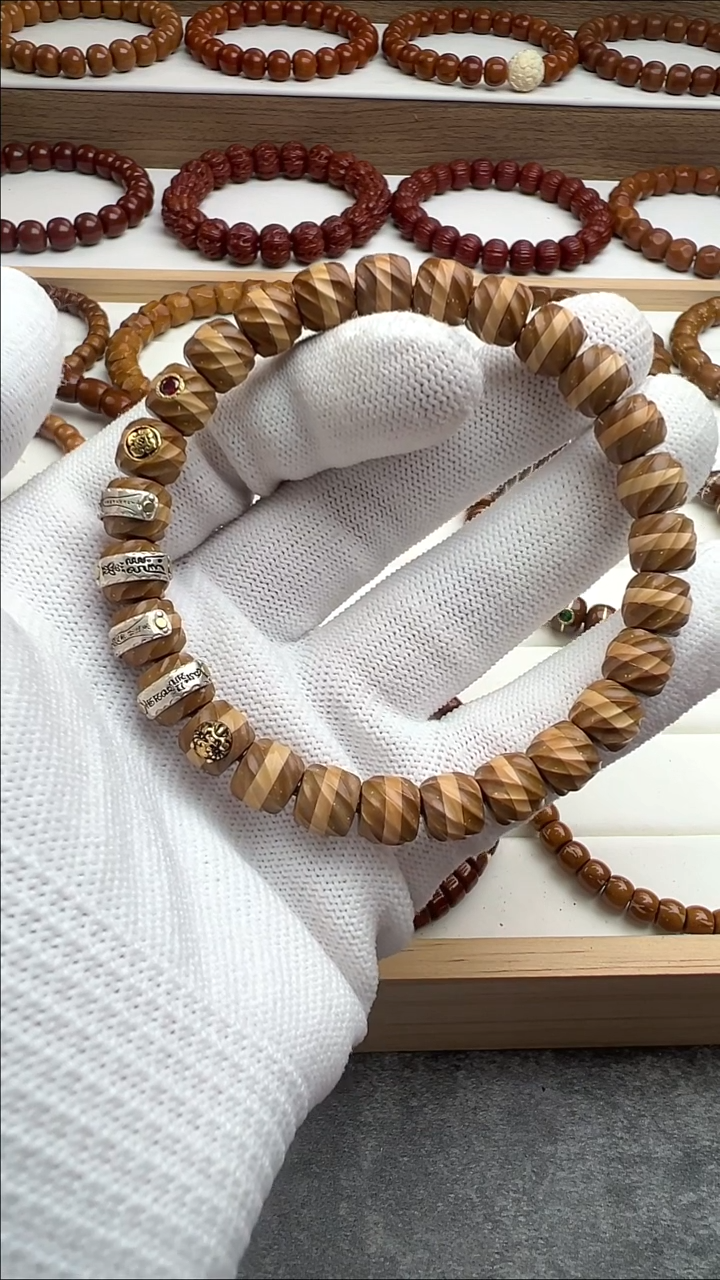 紫金鼠手串尺寸9左右紫金鼠带标喜旋