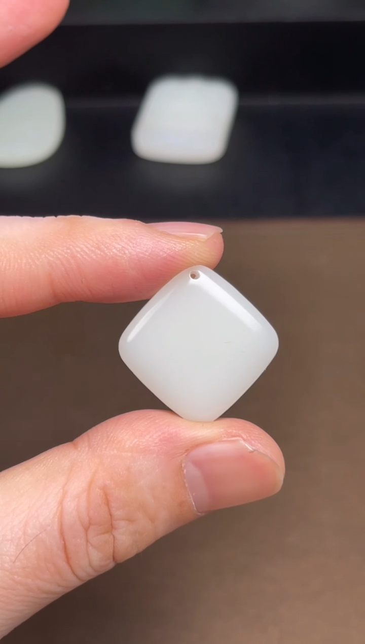 【闪购商品】和田玉颈饰未镶嵌9