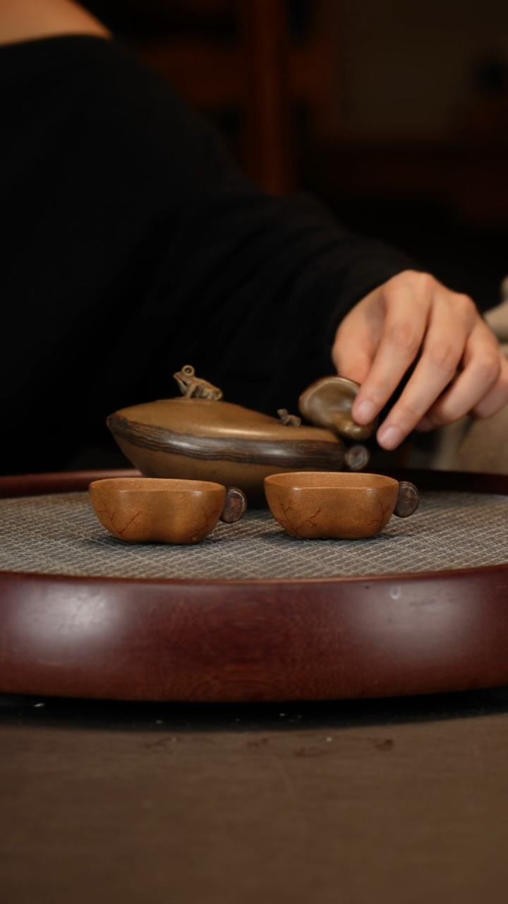 【闪购商品】紫砂茶壶绞泥青蛙套组+江南水乡画+莲藕水洗