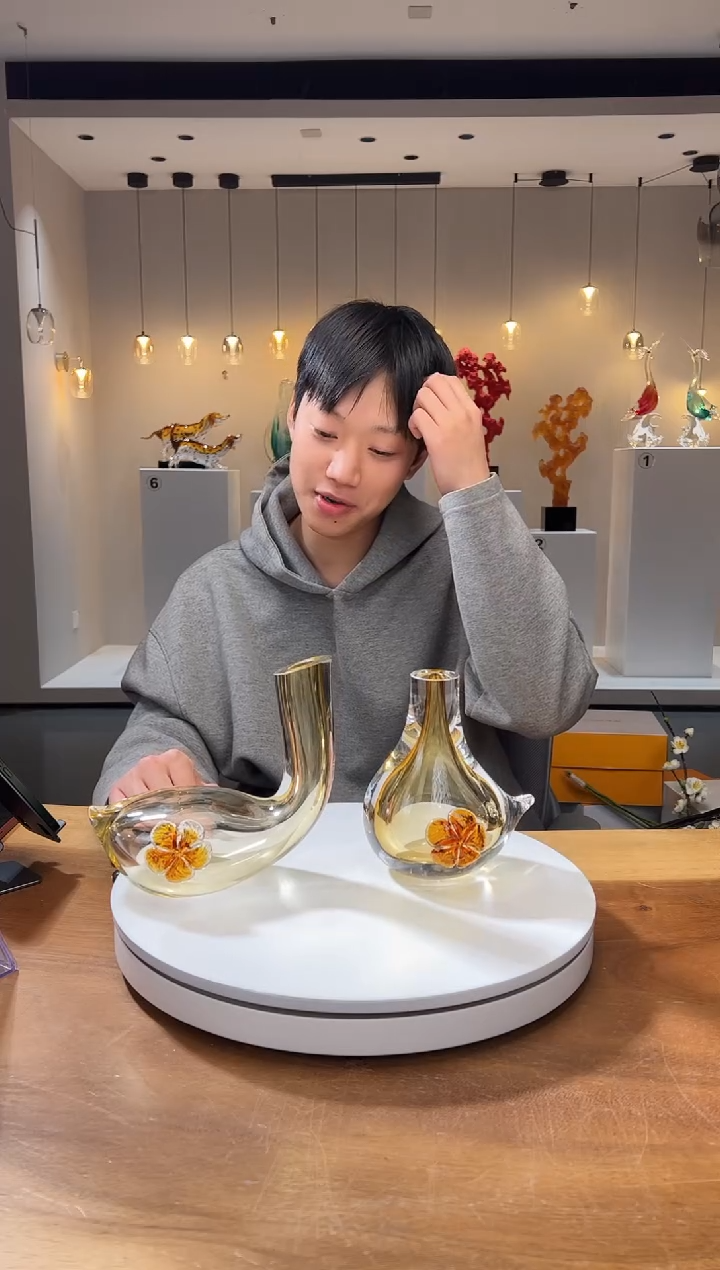 【闪购商品】茶宠天鹅颈香薰瓶+小花插组合