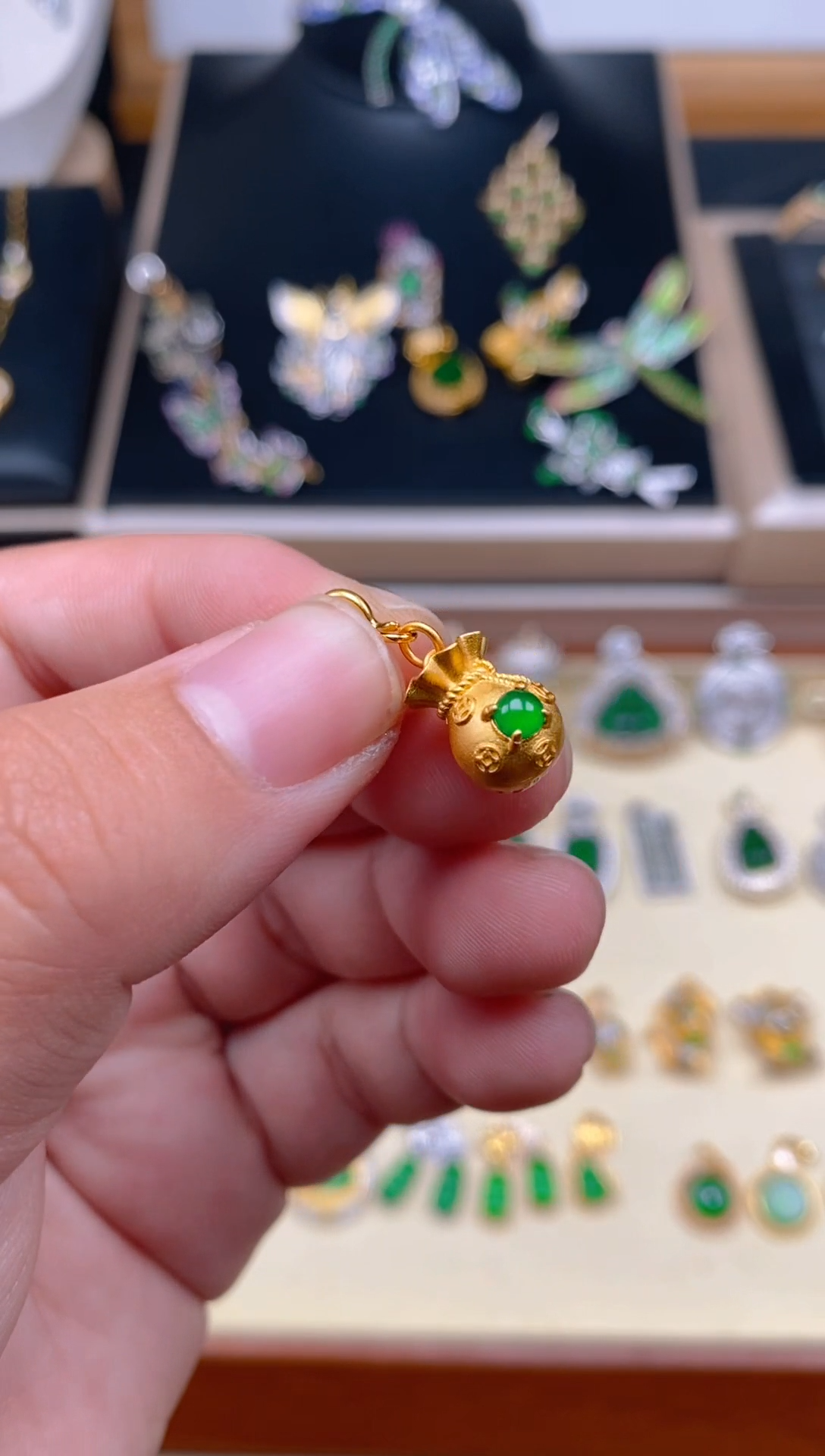 【闪购商品】翡翠吊坠(不含链)银S925镶嵌钱袋