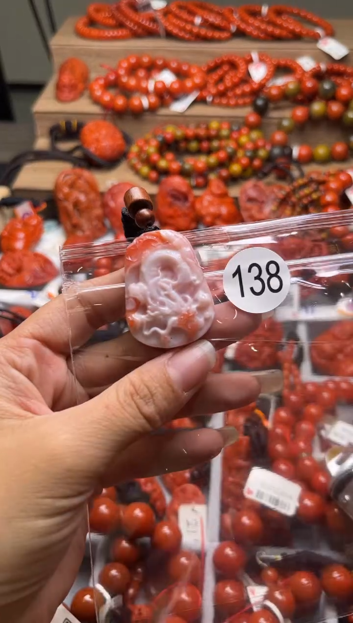 【闪购商品】南红玛瑙珠宝奇石未镶嵌138