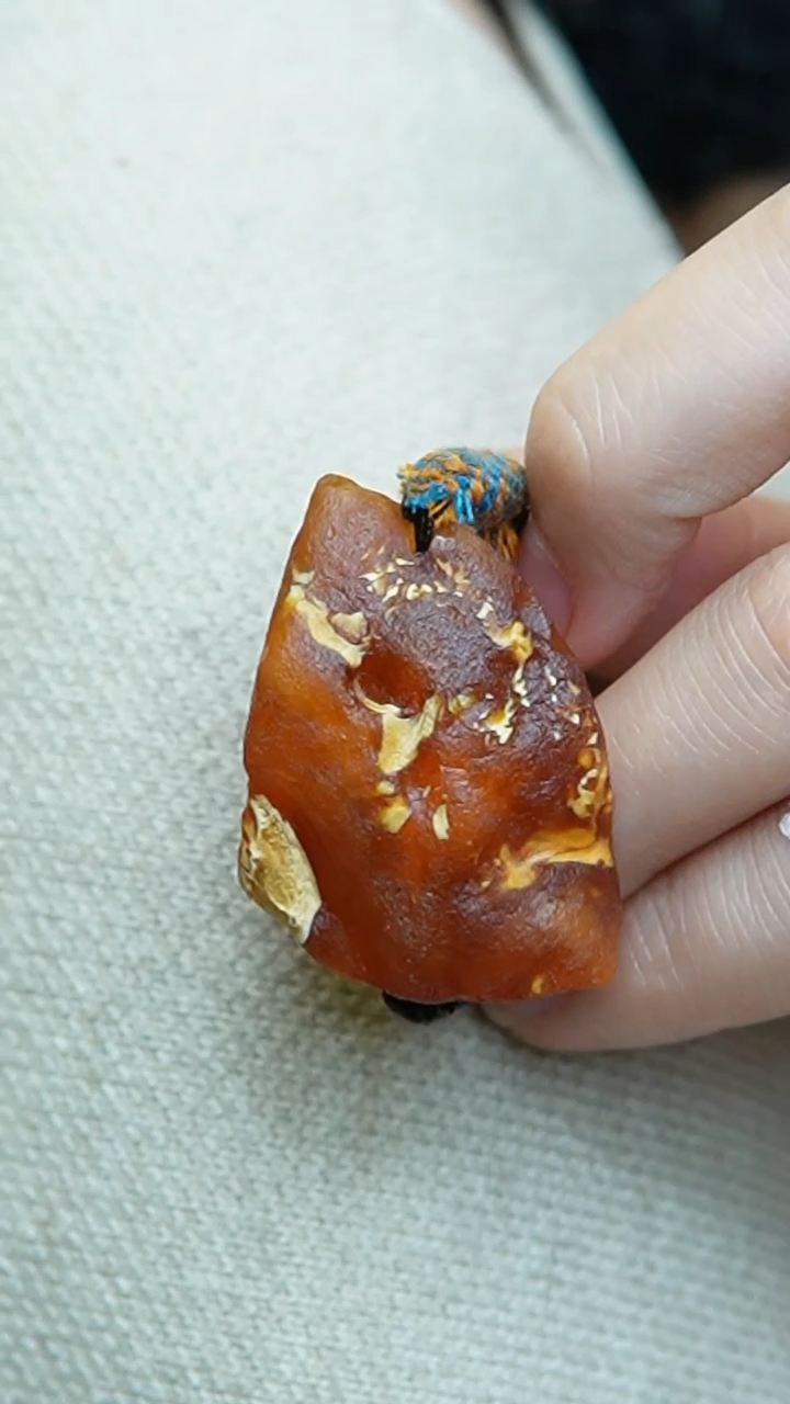 【闪购商品】琥珀裸石未镶嵌原石