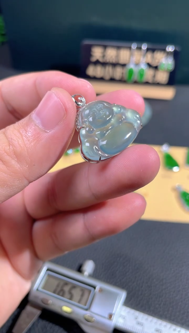 【闪购商品】翡翠颈饰18K金镶嵌翡翠