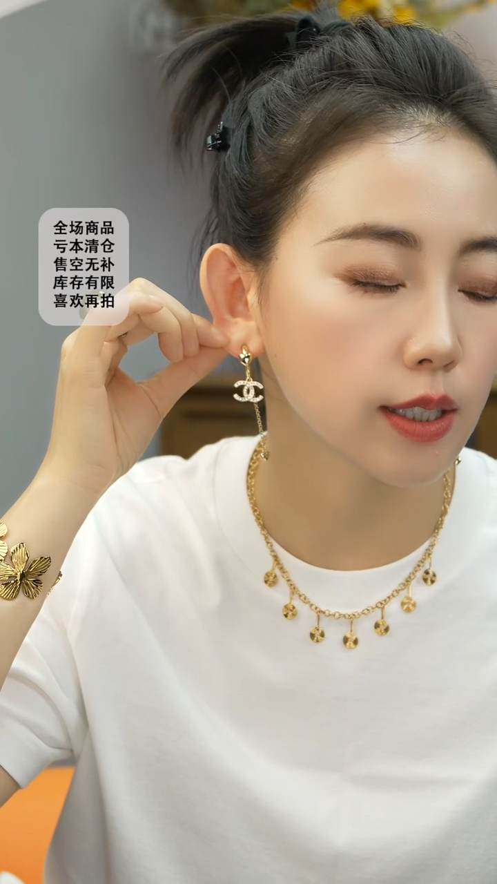 非金属无其他（人造材质）钛钢耳环漂亮