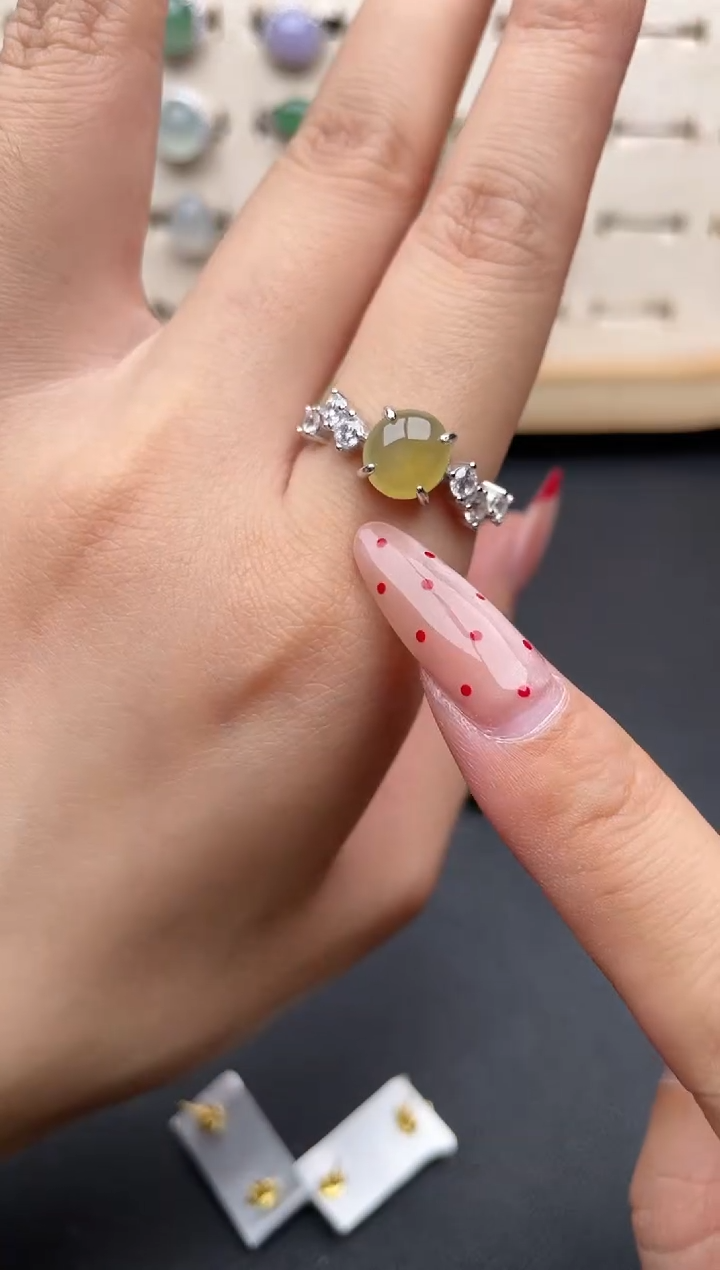 【闪购商品】翡翠戒指银S925镶嵌一物一证一礼盒