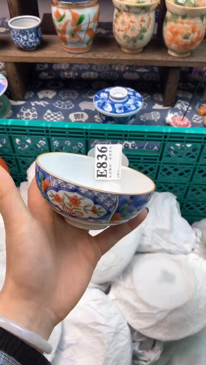 瓷片蕙**心                 
