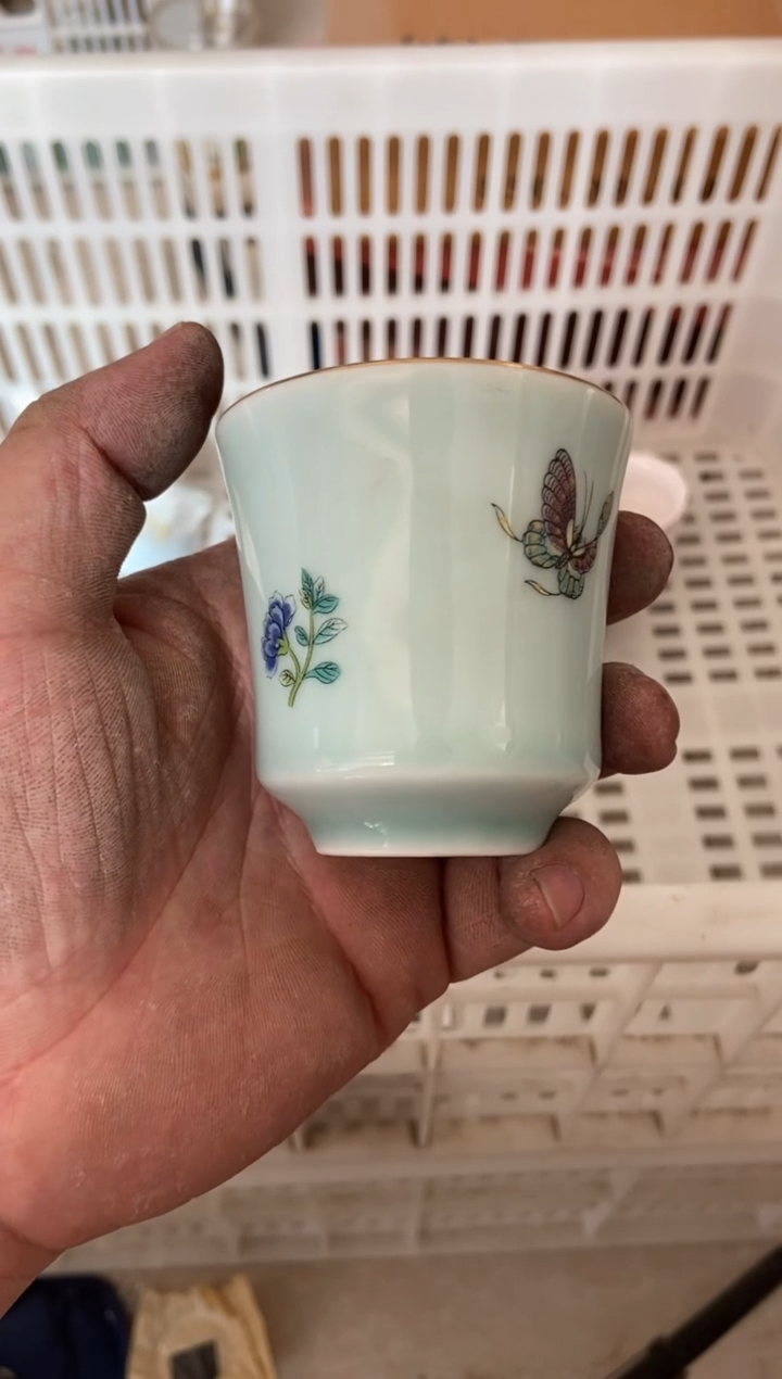 杯无运费险有瑕疵的摄影的产品有使用过的痕迹有点脏介意勿拍