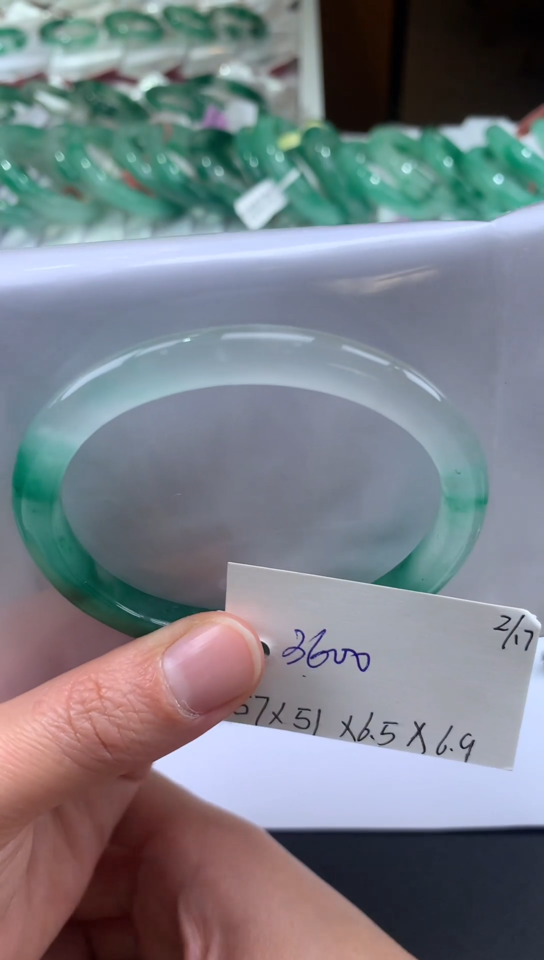 【闪购商品】石英质玉手镯未镶嵌天然玉石非洲翠手镯