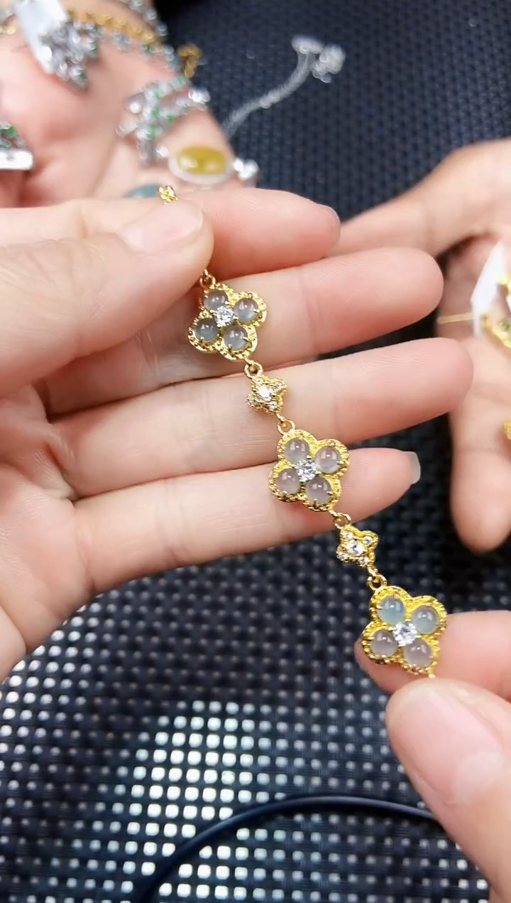 【闪购商品】翡翠手链未镶嵌11111111