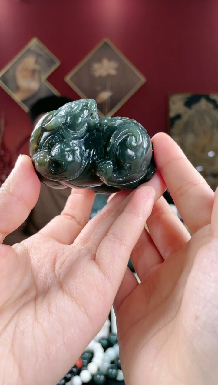 【闪购商品】和田玉把件未镶嵌回头貔貅