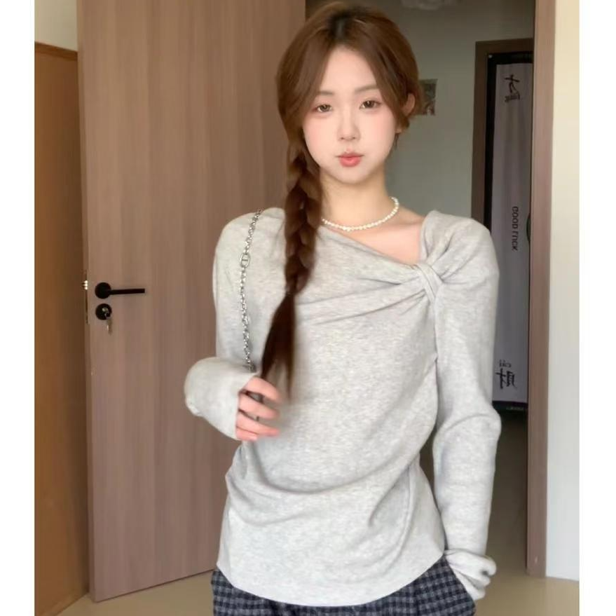 纯色不规则斜领长袖T恤女装秋冬季内搭可外穿修身大气打底衫上衣