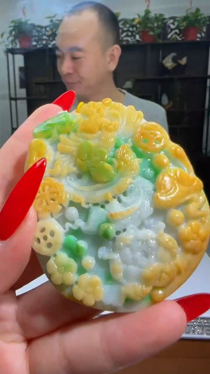 【闪购商品】翡翠颈饰未镶嵌天然翡翠A货吊坠