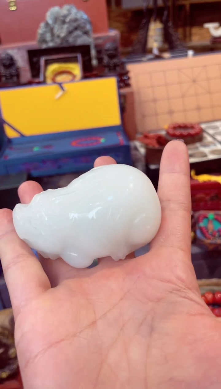 【闪购商品】和田玉手把件未镶嵌貔貅             