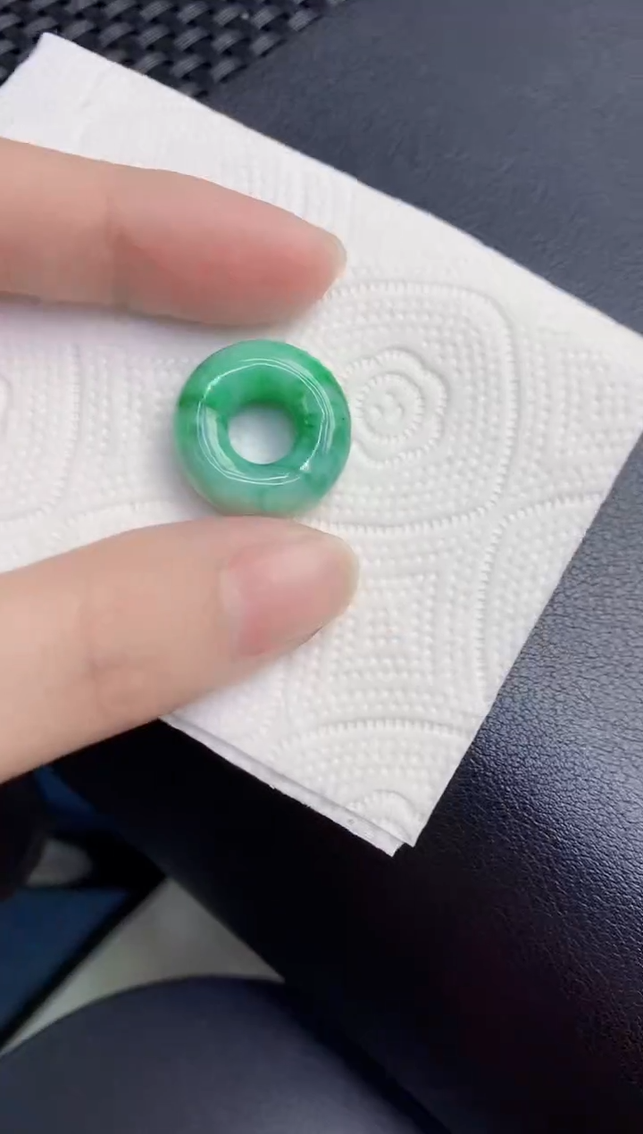 颈饰未镶嵌翡翠天然翡翠缅甸A货