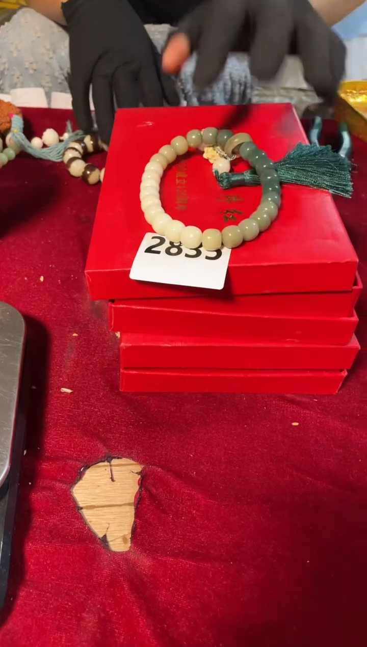 滴血莲花菩提手串菩提手串编号835