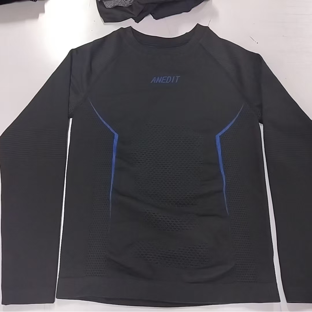 户外男女抗寒排汗紧身保暖运动长袖速干套装