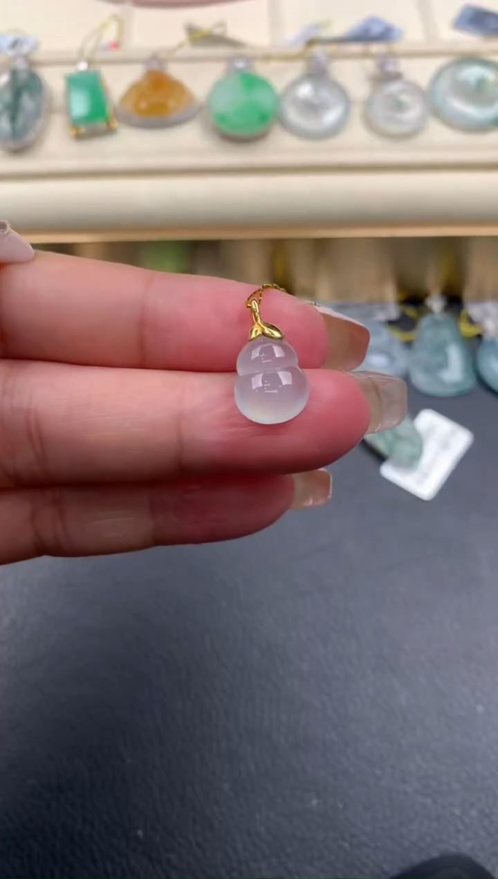 【闪购商品】翡翠颈饰18K金镶嵌A654